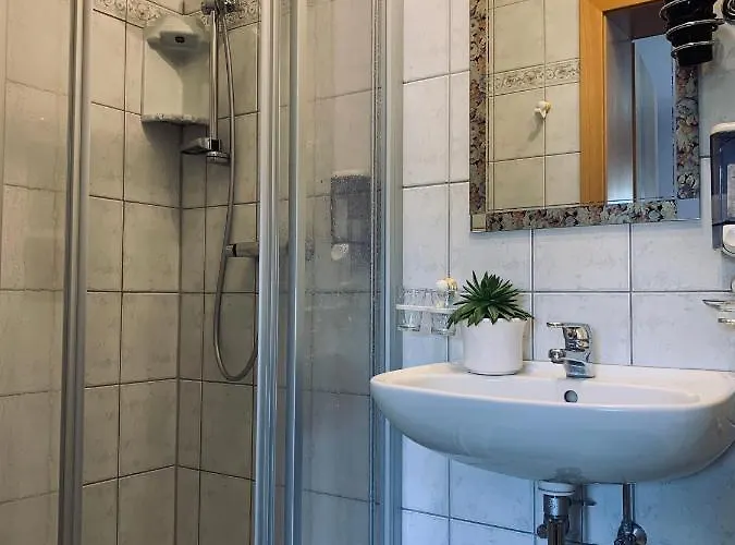 Kornreitherhaus 酒店 *